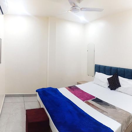 Hotel Raghavan In Front Of Railway Station Platform No 8 Ujjain Ngoại thất bức ảnh